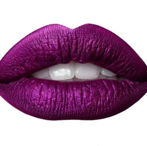 KISS ME DEADLY Medusa Makeup Metal AF Lip Gloss NWT - Picture 2 of 6